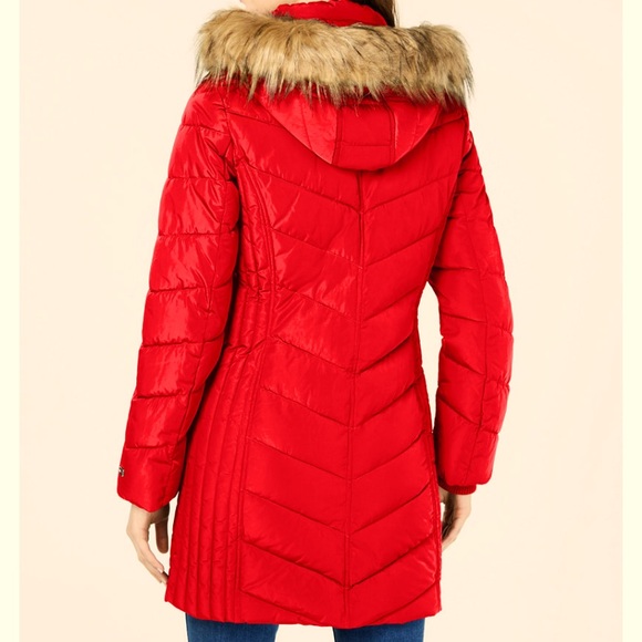 Red Tommy Hilfiger faux fur trim hood puffer coat - Picture 2 of 6